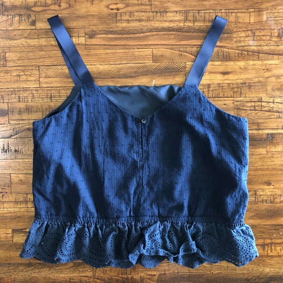 J.CREW Top - Picture 3 of 5